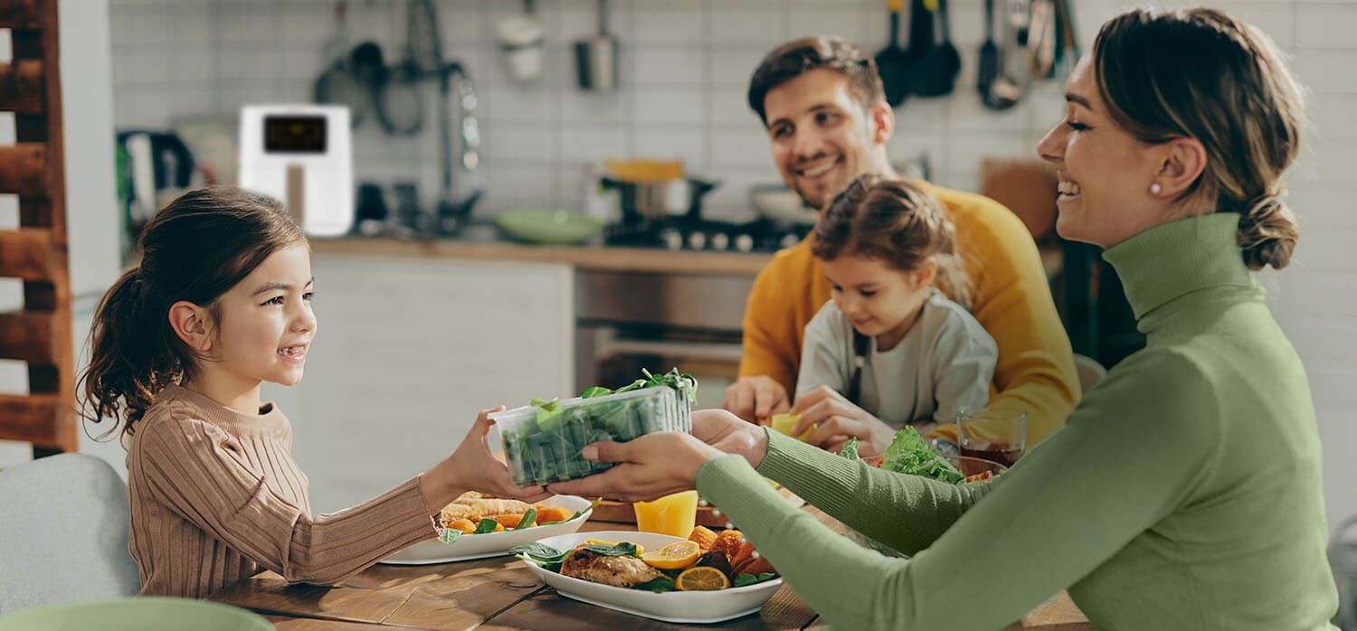 Ovi mieści do czterech porcji potrawy Ovi mieści do czterech porcji potrawy